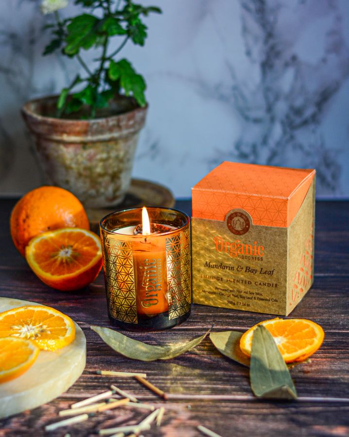 CANDELA ORGANIC IN CERA DI SOIA CON FRAMMNETI DI MANDARINO & ALLORO GR 200