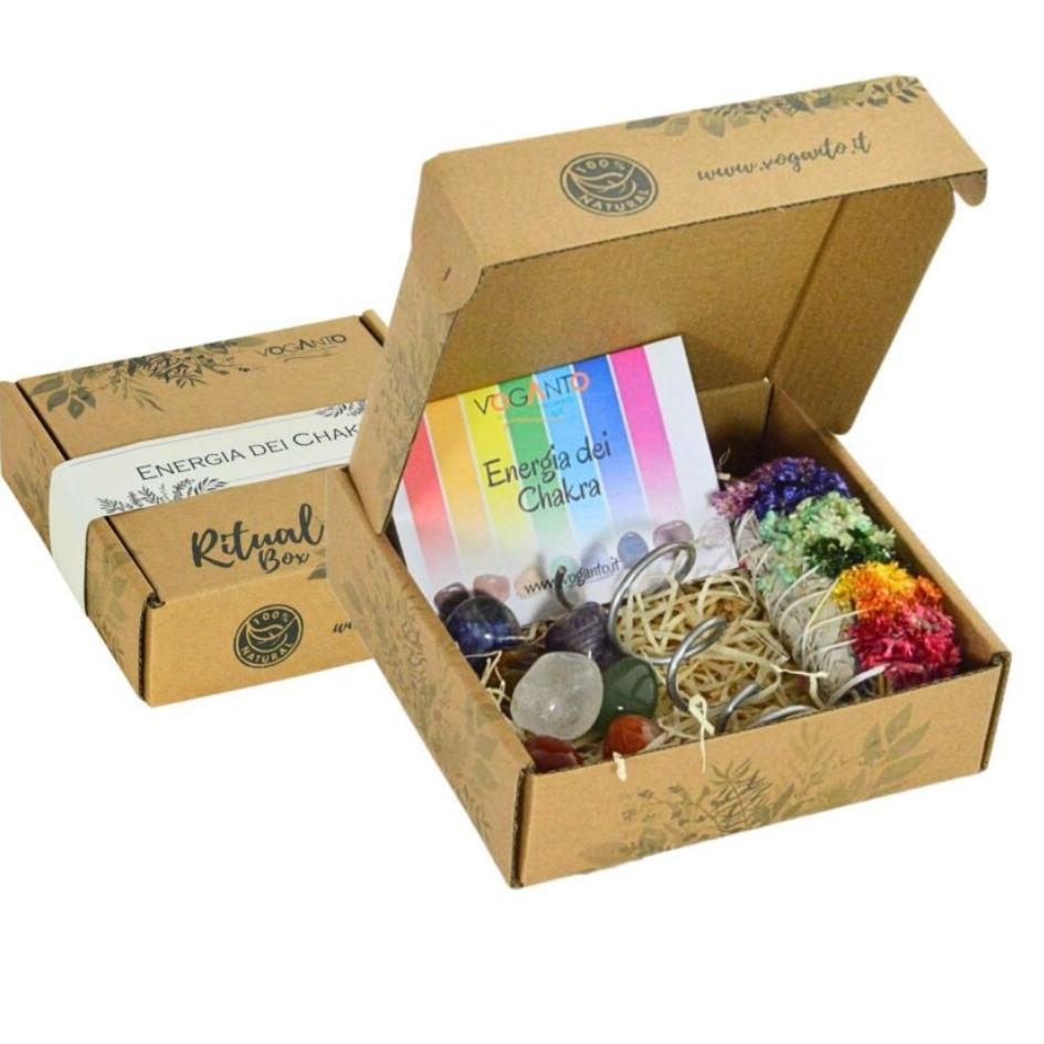 CONFEZIONE REGALO ENERGIA DEI CHAKRA CON SALVIA E PIETRE 7 CHAKRA CM 22X15X4**